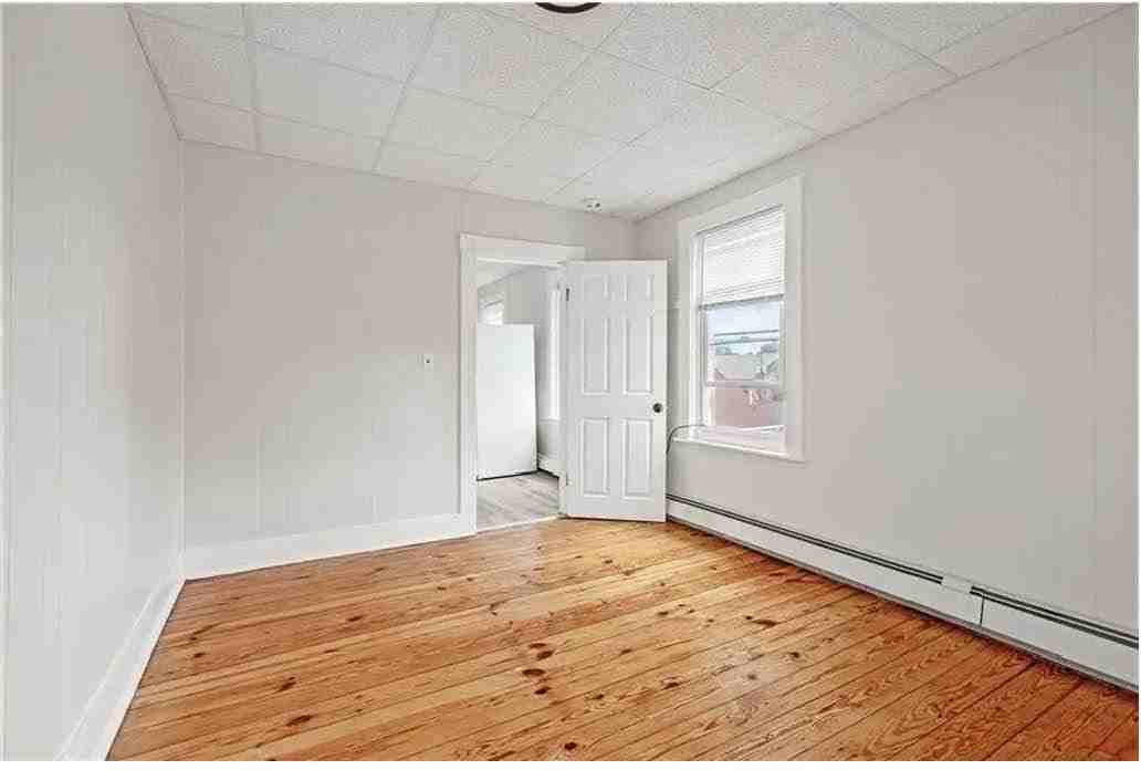 411 Rathbun St #2 - Photo 5 of 10