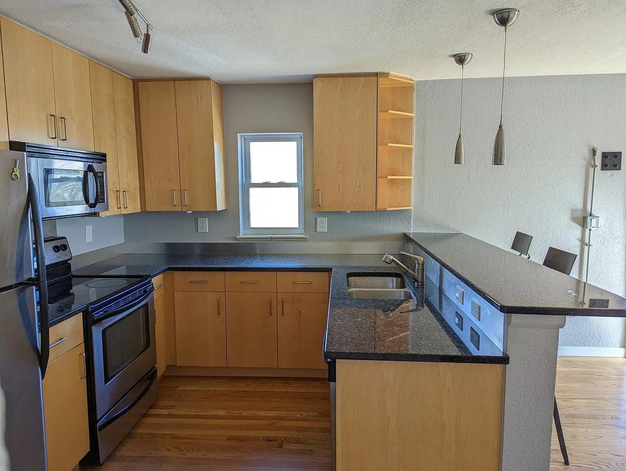 188 S Logan St #307 - Photo 4 of 14