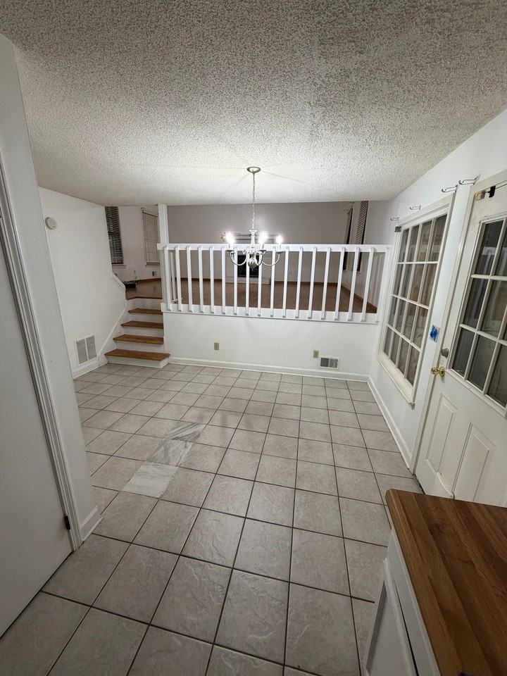 934 Pop Laurin Ln #1 - Photo 3 of 8