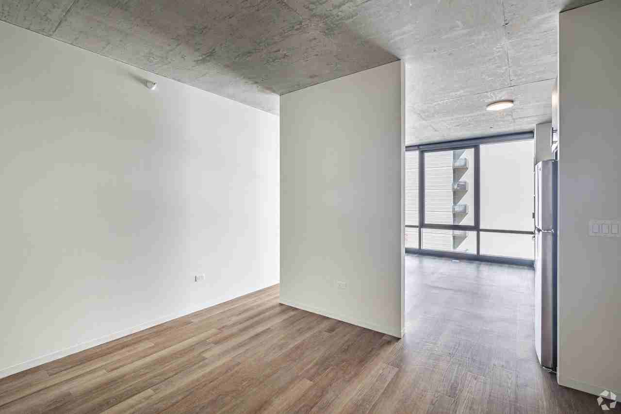 50 E 14th St - Photo 3 of 14