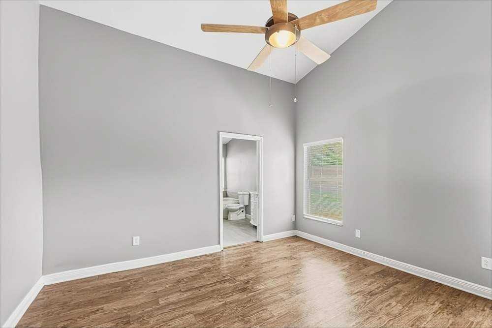 11452 Kenley Cir - Photo 6 of 10
