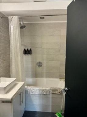 390 Lorimer St #2G - Photo 5 of 7