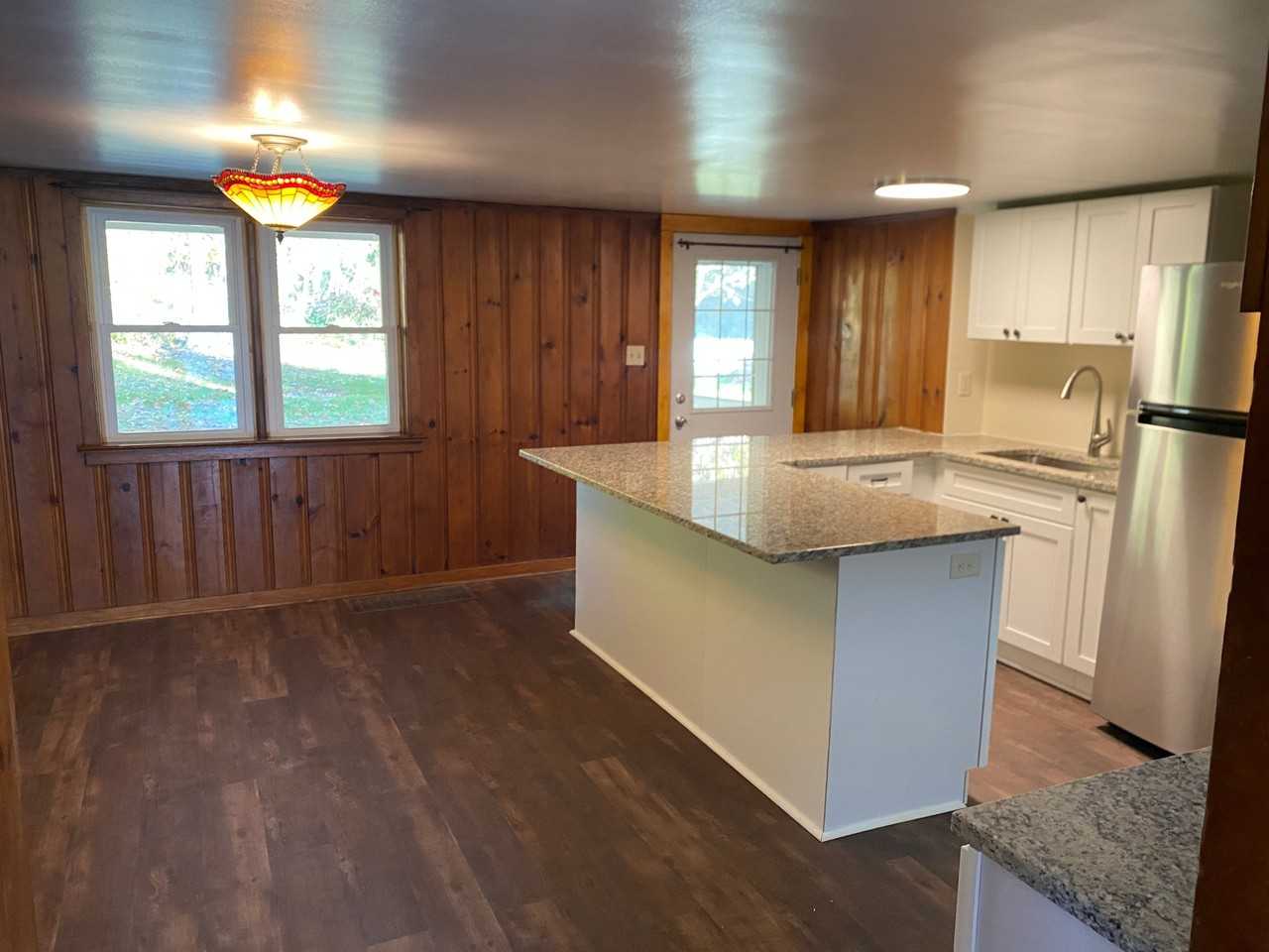 7356 River Rd - Photo 6 of 19
