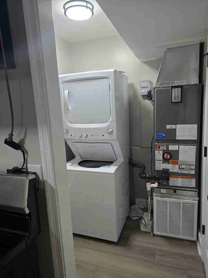 999 Acreview Dr - Photo 3 of 8