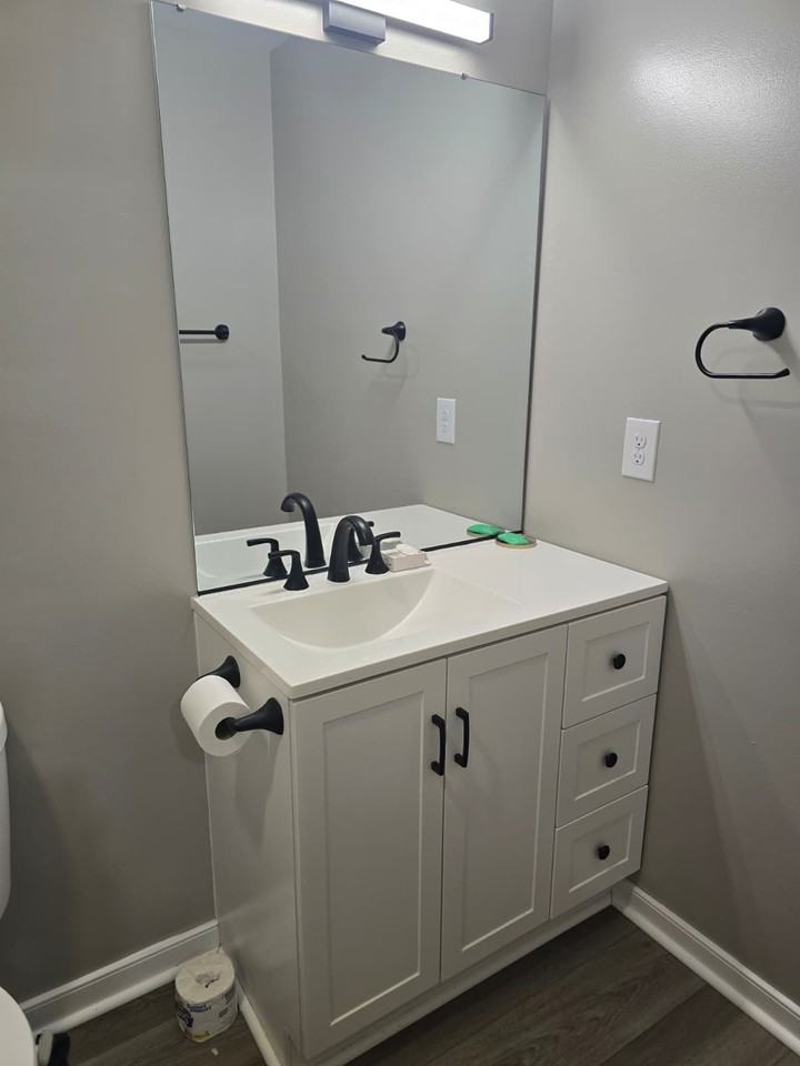 999 Acreview Dr - Photo 5 of 8