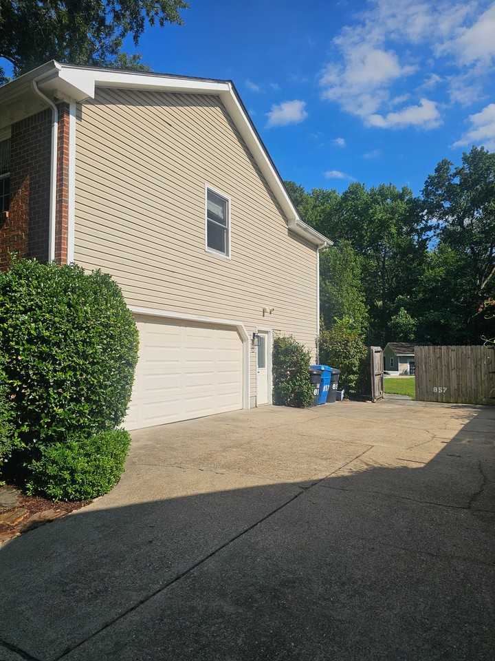 857 Old Cutler Rd - Photo 3 of 11