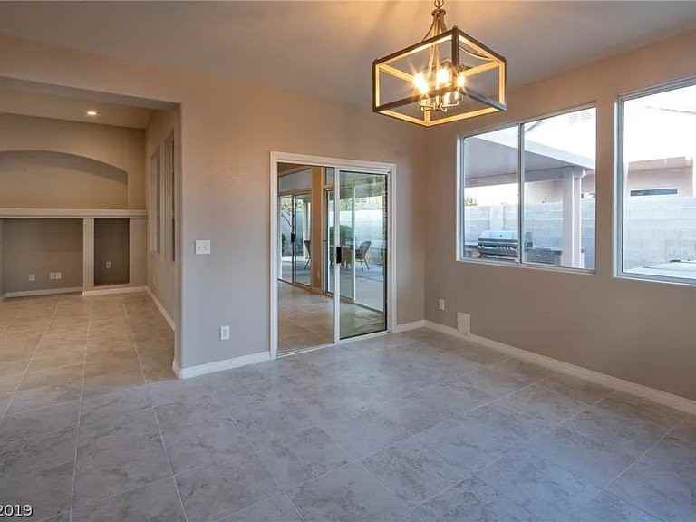 8924 Wolf Dancer Ave - Photo 3 of 20