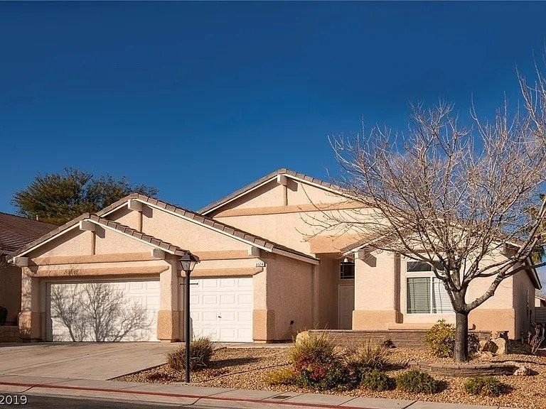 8924 Wolf Dancer Ave - Photo 6 of 20