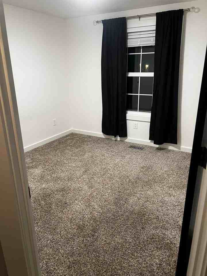 10326 W Landmark Ct - Photo 2 of 10