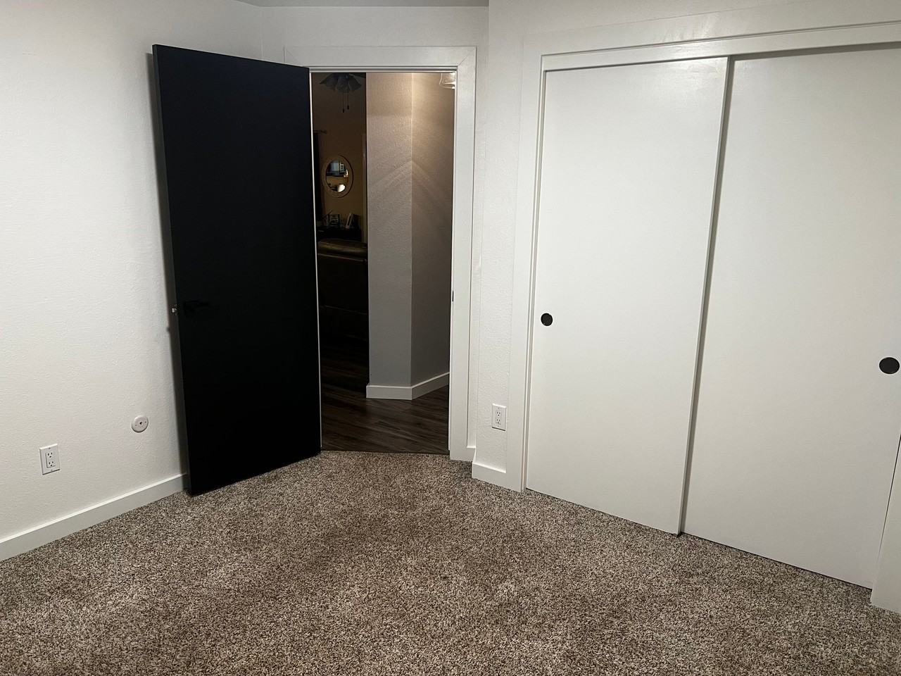 10326 W Landmark Ct - Photo 3 of 10