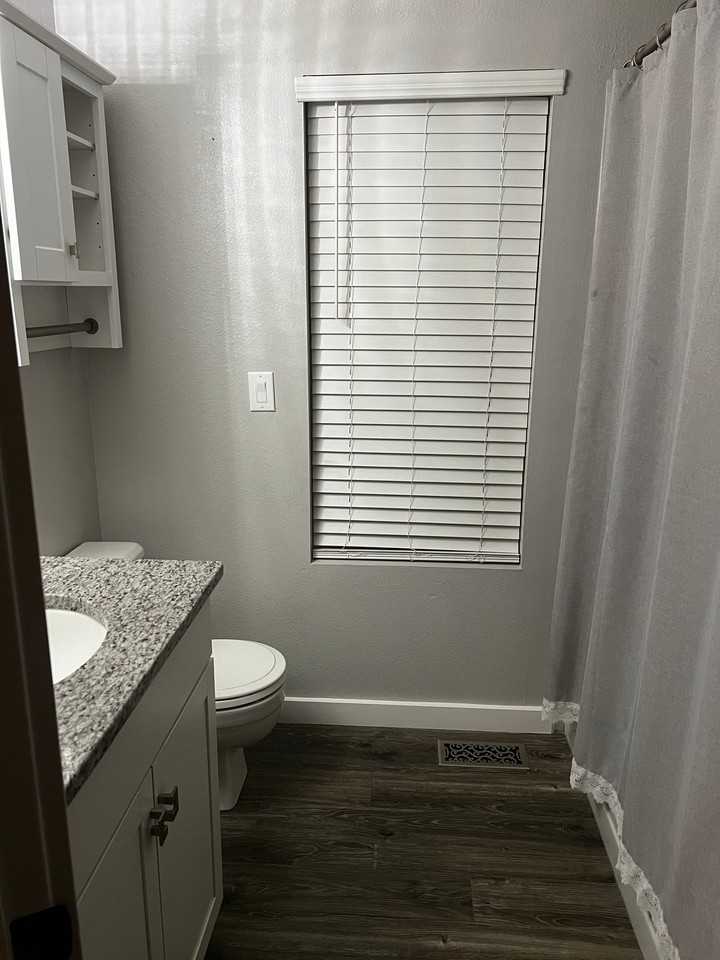 10326 W Landmark Ct - Photo 6 of 10