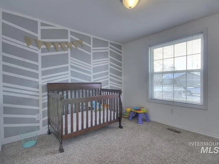 10326 W Landmark Ct - Photo 7 of 10
