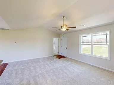 249 Swinson Dr - Photo 5 of 20
