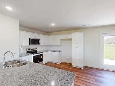 249 Swinson Dr - Photo 6 of 20