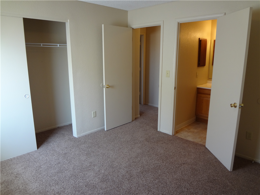 860 Riverview Dr. #61 - Photo 2 of 11