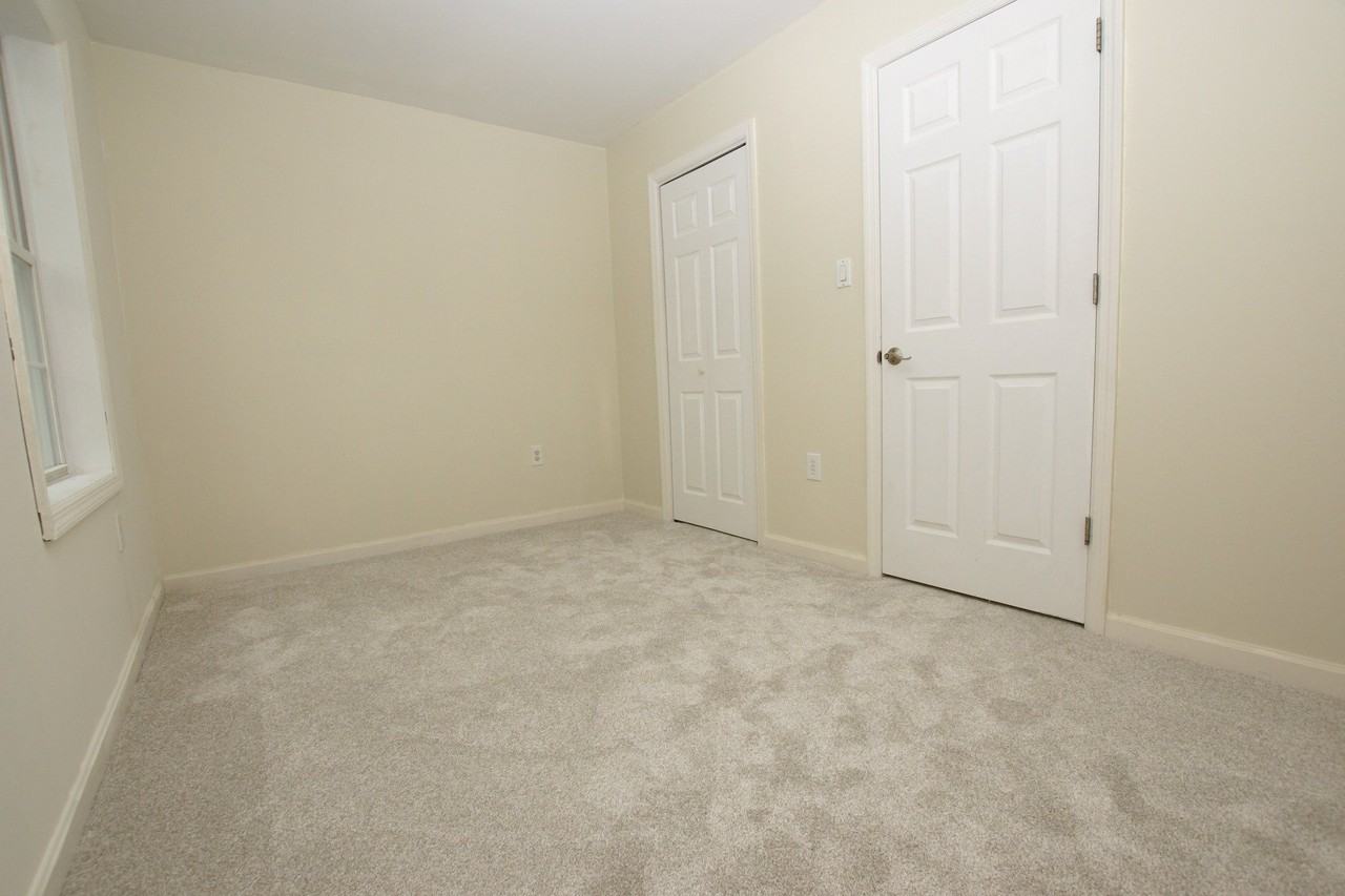77 Bunker St #2 - Photo 5 of 11