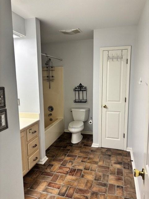 1051 Jeanne St - Photo 7 of 14
