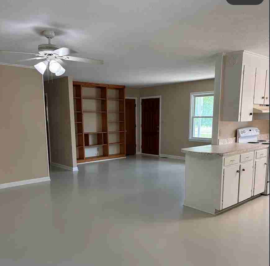 4905 College Acres Dr - Photo 4 of 10