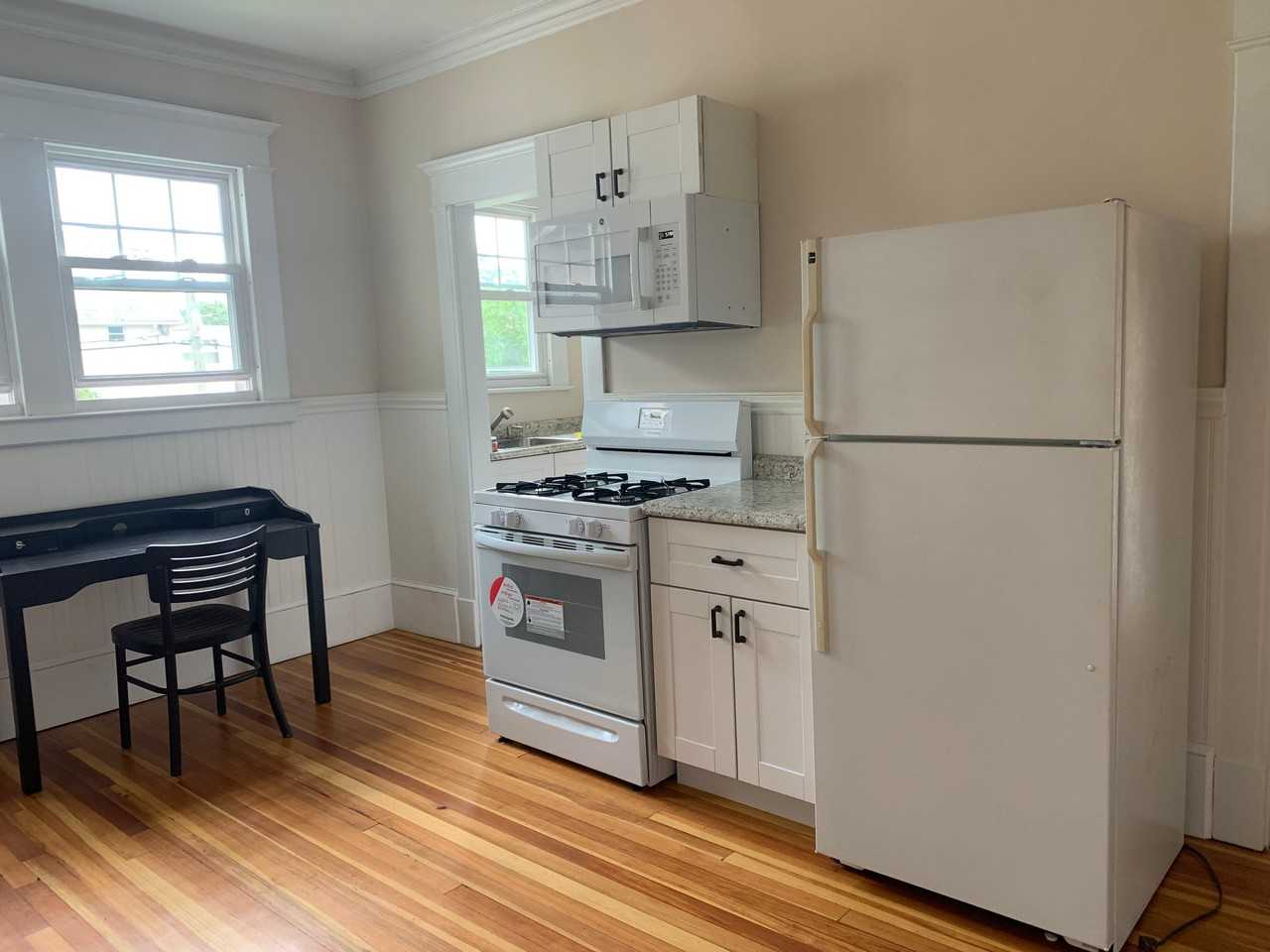 847 Edgewood Ave - Photo 3 of 19