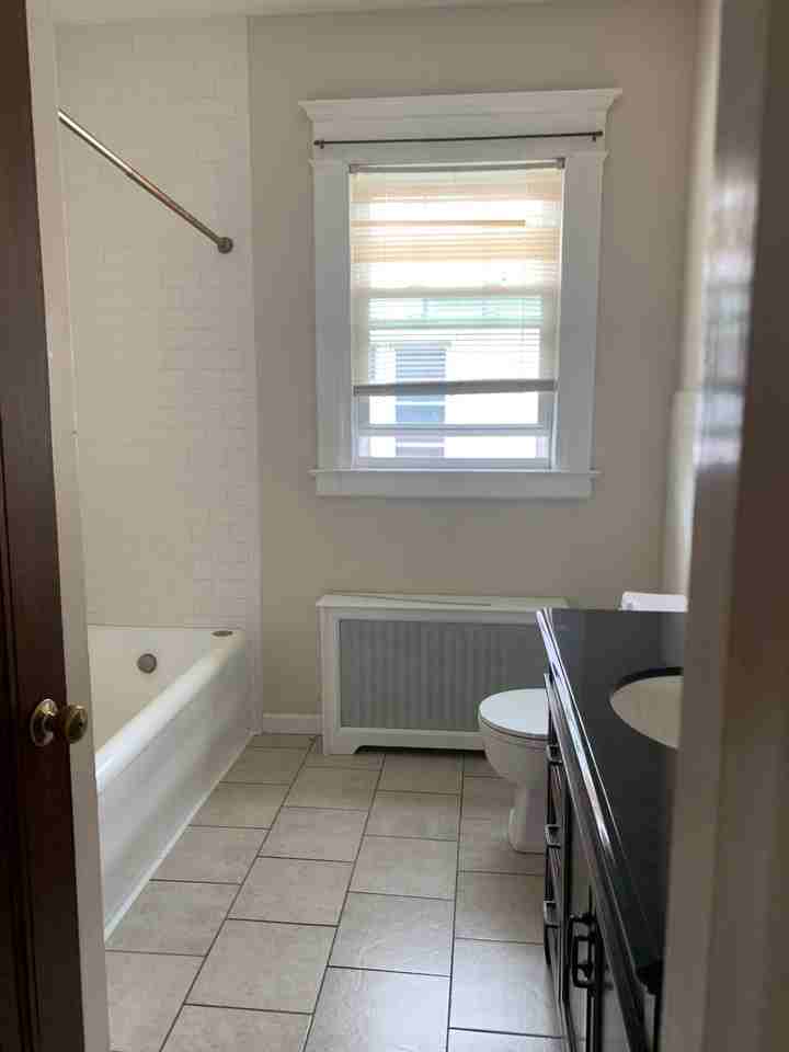 847 Edgewood Ave - Photo 6 of 19
