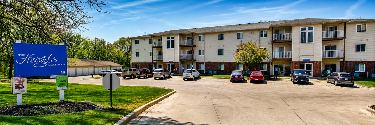 The Heights Apartments - Photo 5 of 21