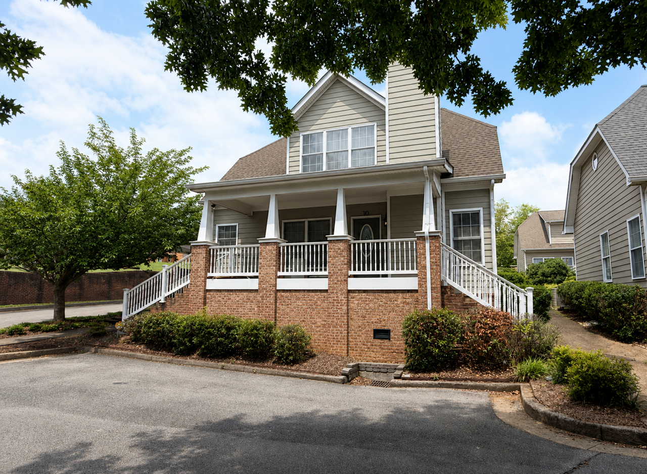 10 Charleston Ct