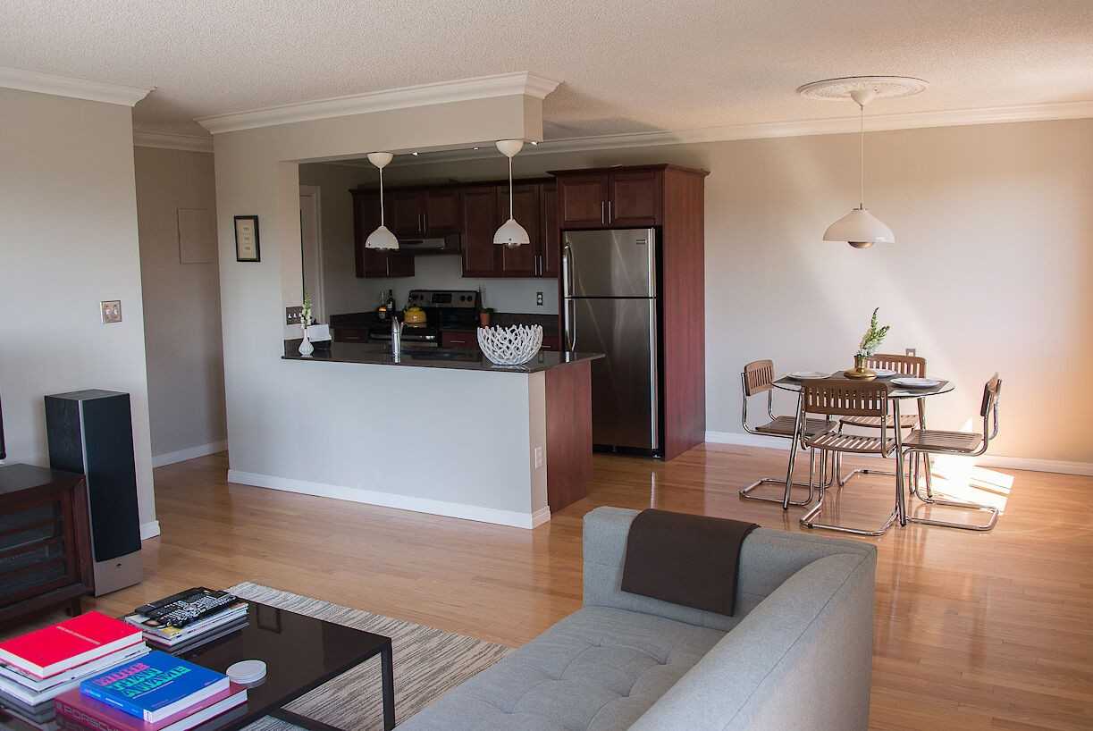 1033 15 Ave Sw - Photo 5 of 13