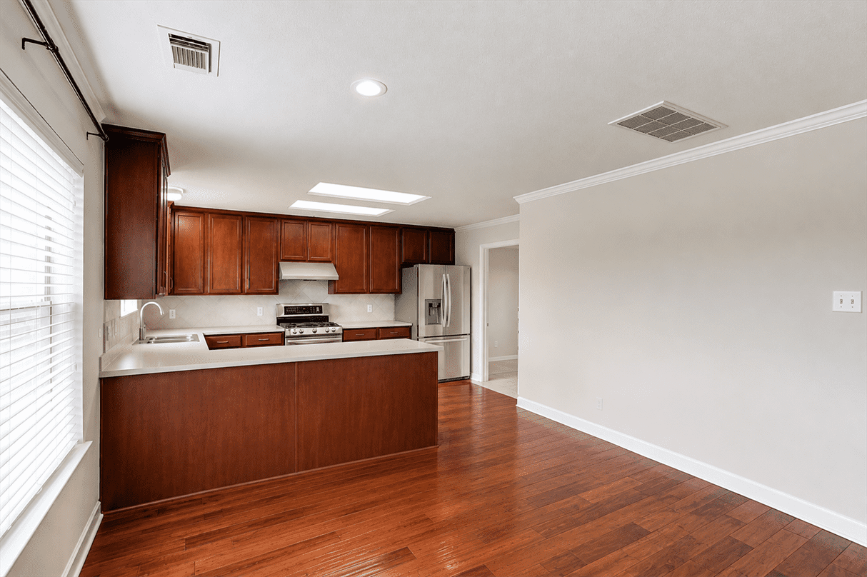 24511 Hampton Lakes Dr #NA - Photo 2 of 27