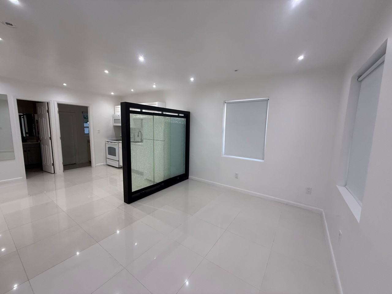 1420 Ne 154th Ter #NA - Photo 5 of 11