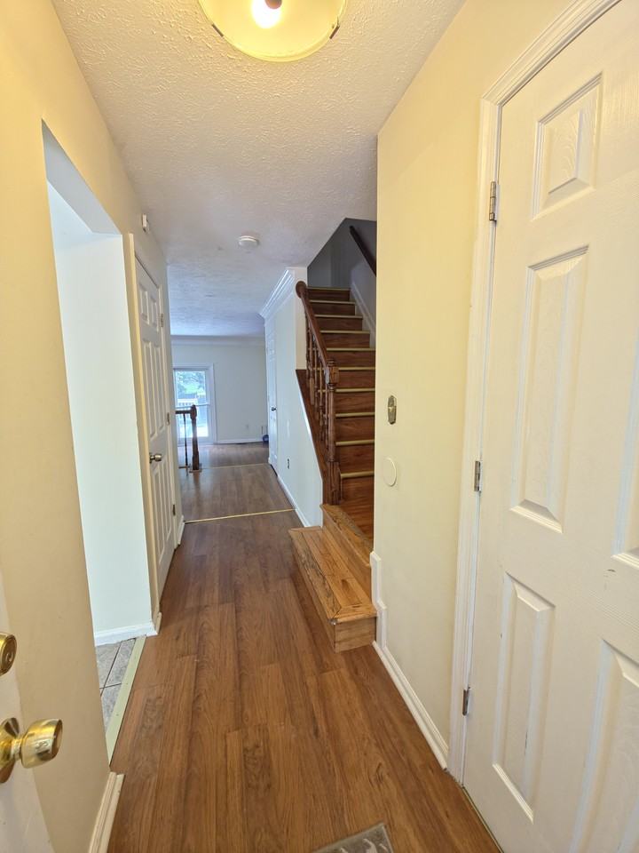 1014 Southern Night Ln - Photo 2 of 20