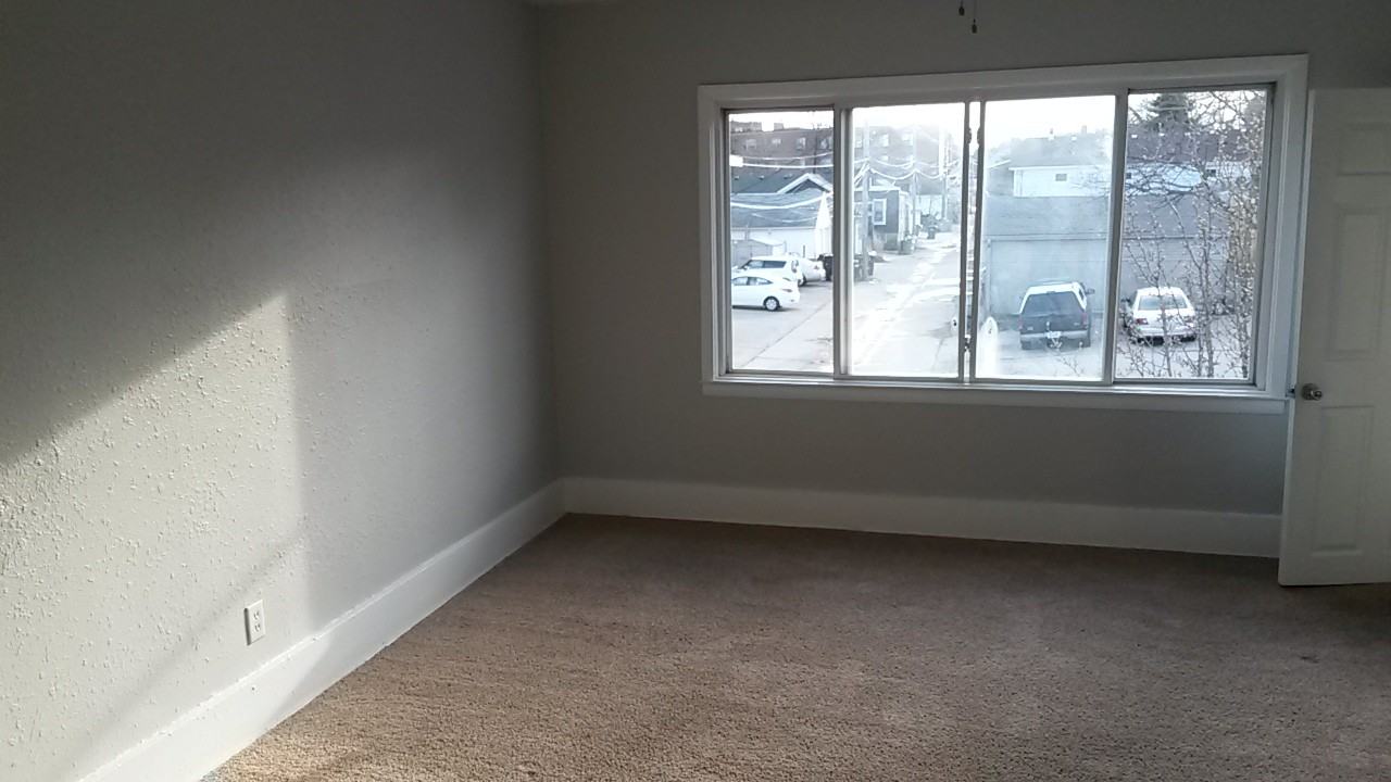 2614 S Clement Ave - Photo 7 of 9