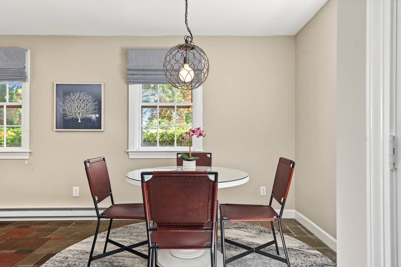 397 Gibbs Ave #B - Photo 7 of 11