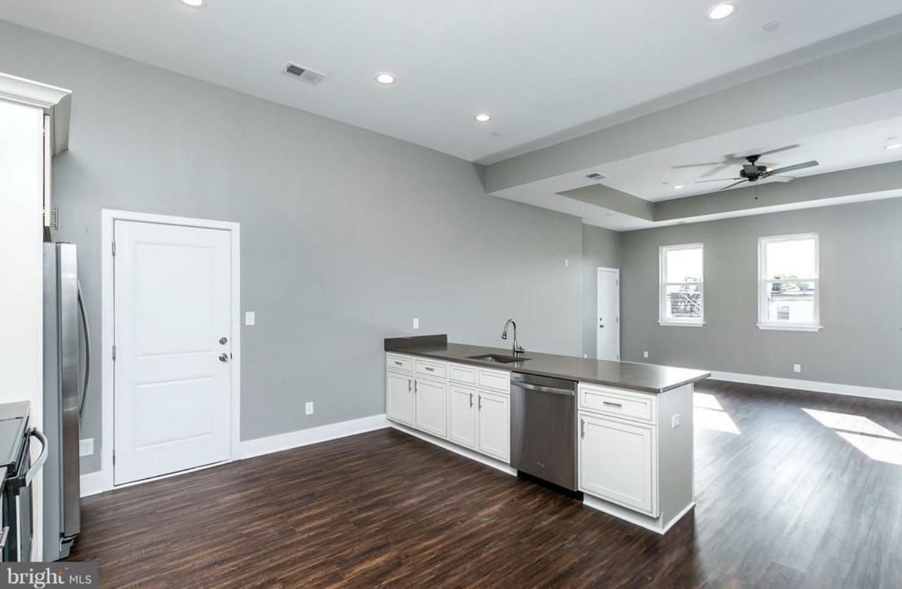 320 S Highland Ave #2 - Photo 7 of 15