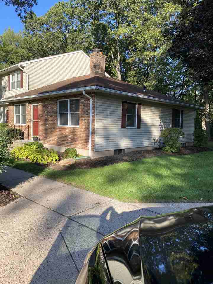 Windwood Dr #2 - Photo 2 of 9
