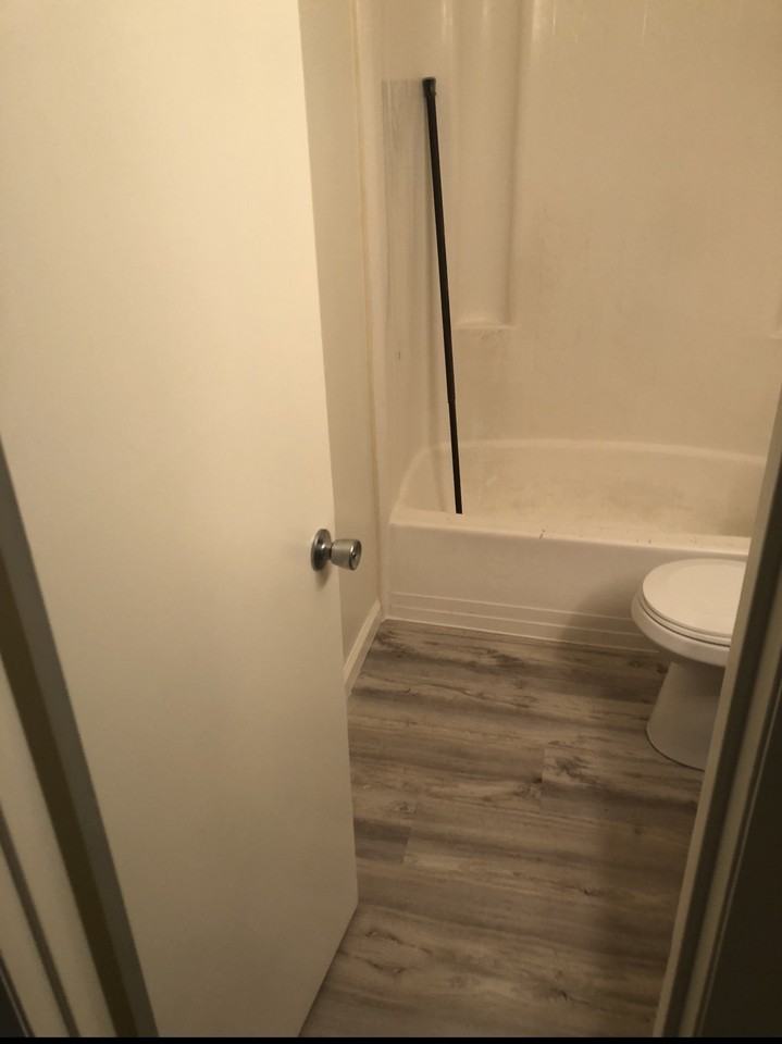 6321 S Roberts Ave #A - Photo 7 of 12