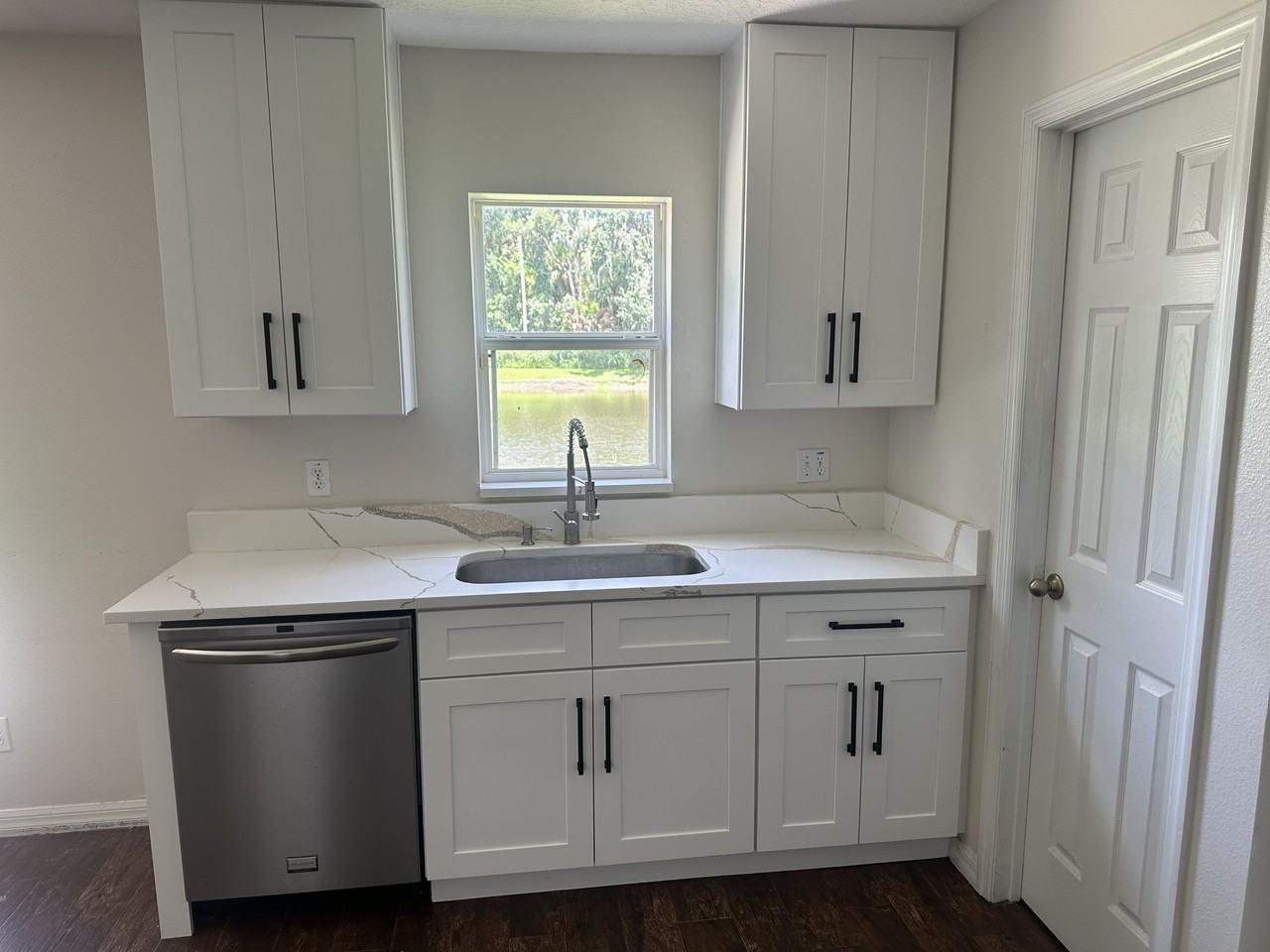 108 Wilson Bay Ct #NA - Photo 3 of 10