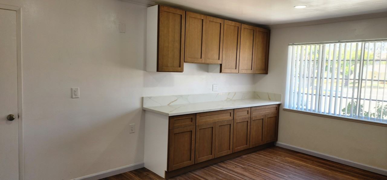 444 S Adria Pl #NA - Photo 5 of 6