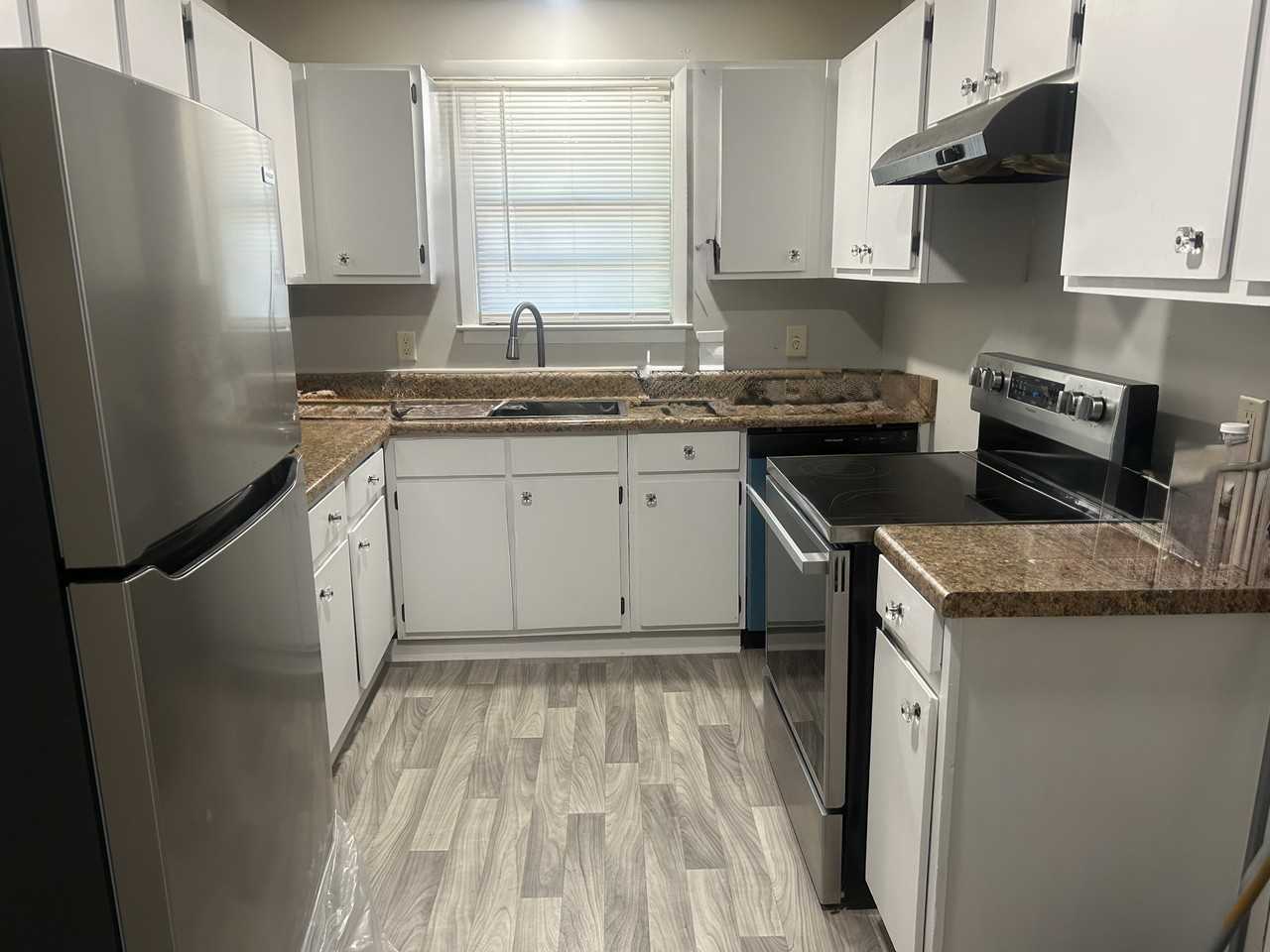 112 Lincoln St #NA - Photo 3 of 12