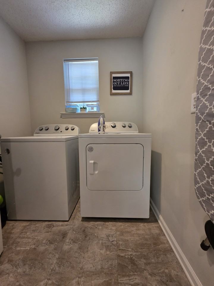 3664 Augusta Springs Dr - Photo 4 of 14