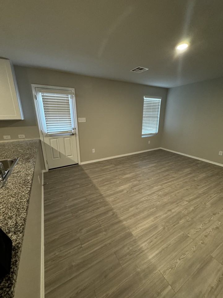 4743 Independence Hl #NA - Photo 6 of 14
