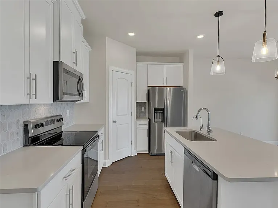 4537 Skywood Ln #4537 - Photo 3 of 13