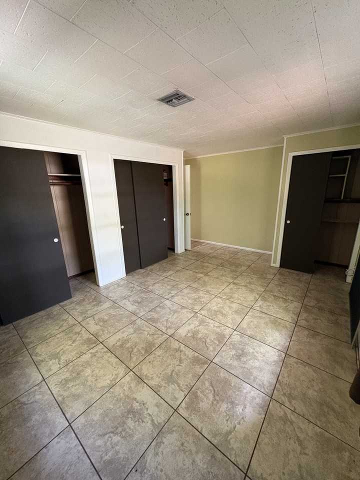 4601 Catalina Ln #NA - Photo 6 of 11