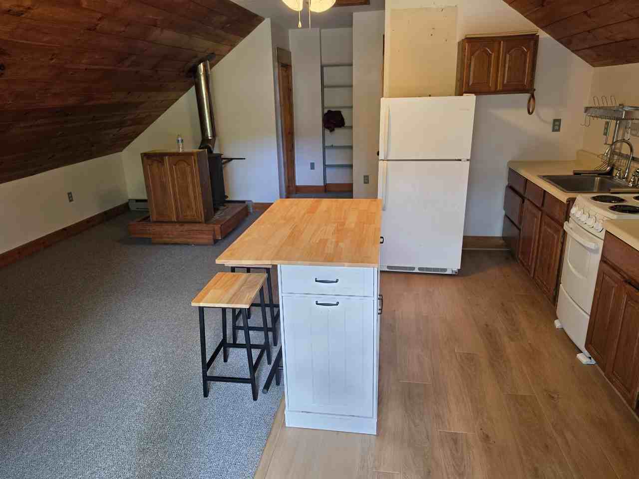 3152 Cochran Rd #3 - Photo 3 of 19