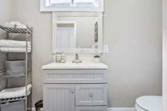883 Sims St Sw #NA - Photo 1 of 1