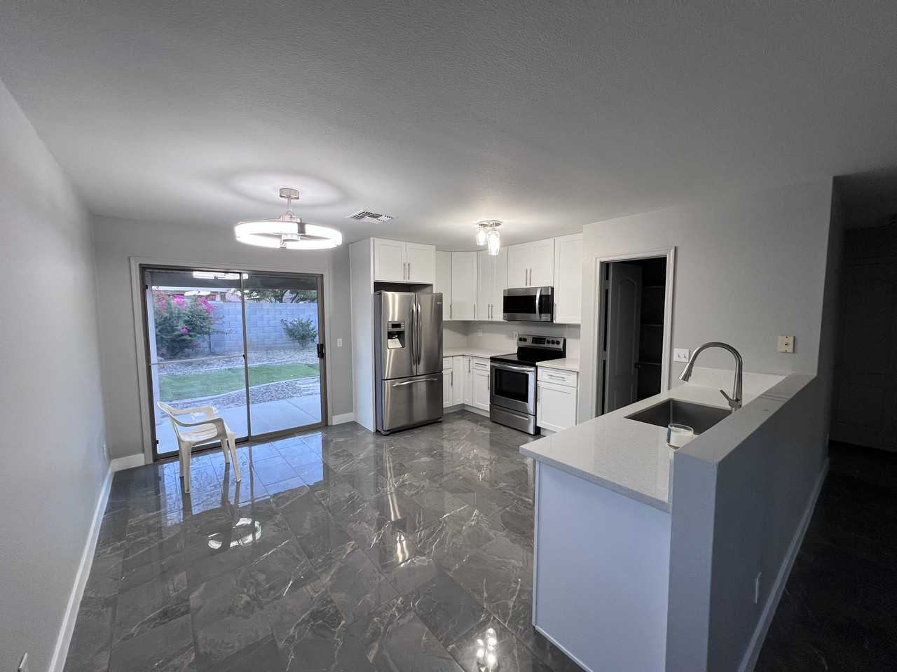 15784 W Crocus Dr #NA - Photo 2 of 18