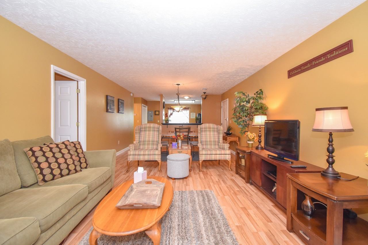 741 Lakeview Ridge Ct #103 - Photo 5 of 31