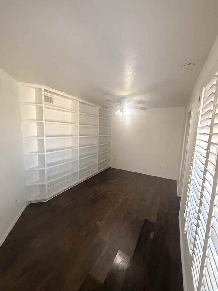 8549 W Windsor Blvd #NA - Photo 4 of 17