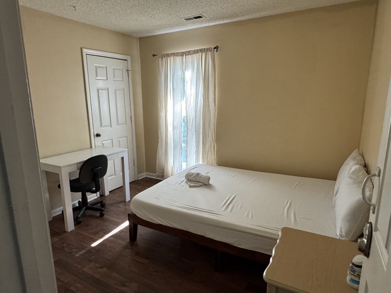 11525 Lone Star Cir #NA - Photo 4 of 16