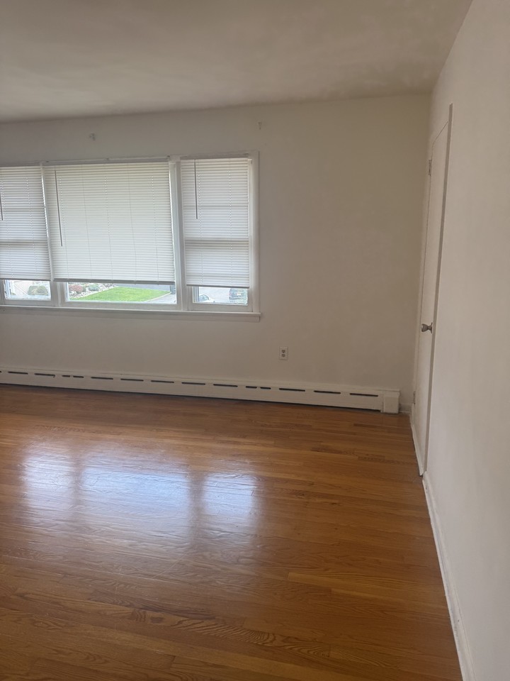 22 Wilson Ave #2 - Photo 2 of 18