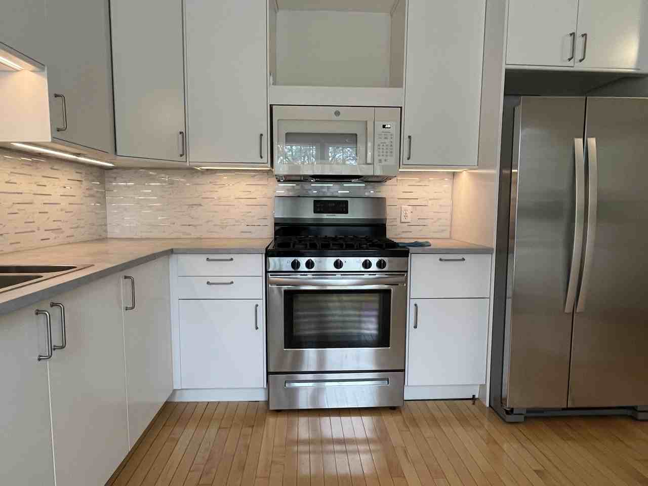 3010 Bolgos Cir - Photo 4 of 28